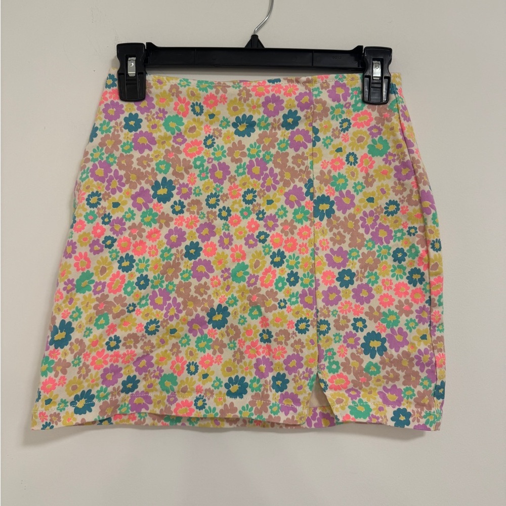 Wild Fable neon floral mini skirt